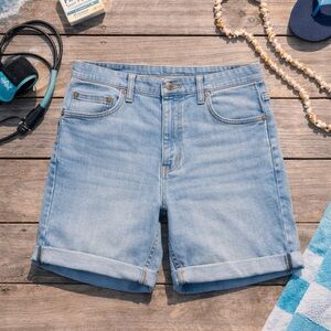 Urban Pipeline UltraFlex Denim Shorts Size 34  • Straight Fit • Cuffed